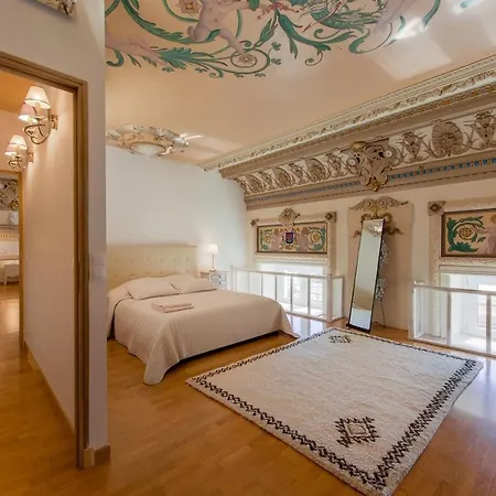 Belle époque Palace Suites: Seaside Elegance In