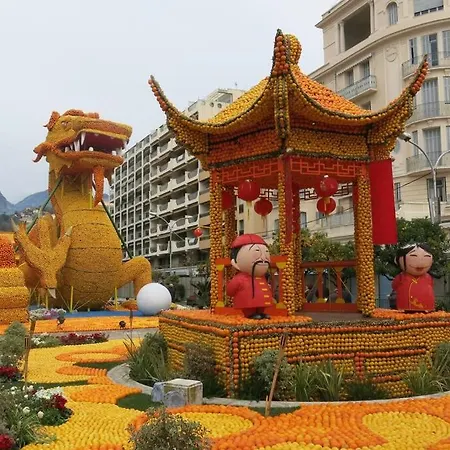 Exceptionnel !!! Venez Sejourner Dans Les 3 D'un Authentique Ancien Palace De La 