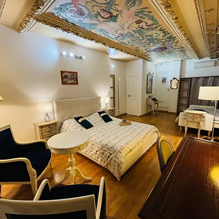 Exceptionnel !!! Venez Sejourner Dans Les 3 D'un Authentique Ancien Palace De La 